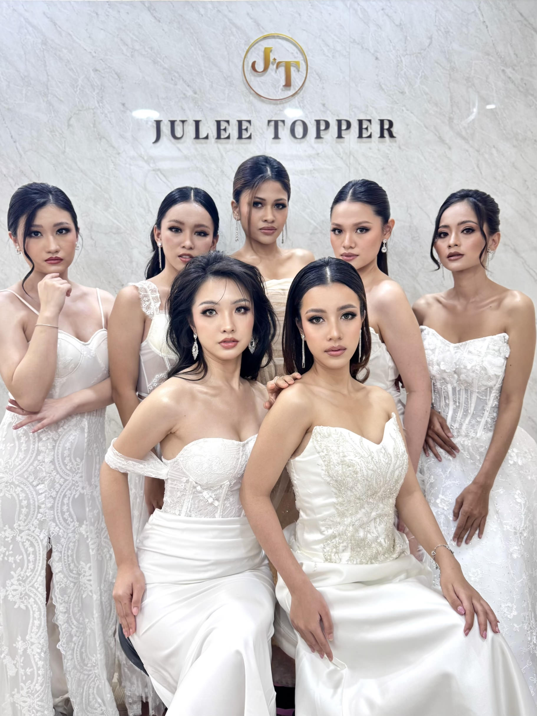 Foto pertama di program kursus makeup